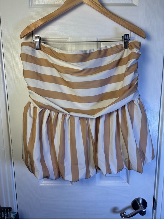 Tops - Striped Beige and White Strapless Crop Top 2XL